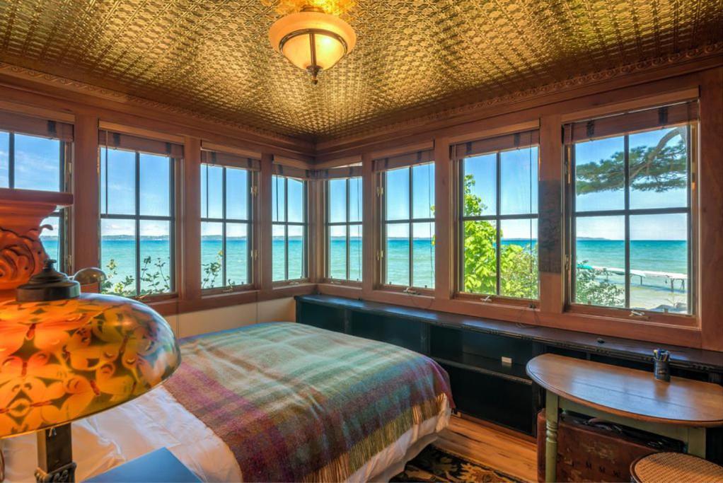The Spring Lighthouse B&B Elk Rapids 외부 사진